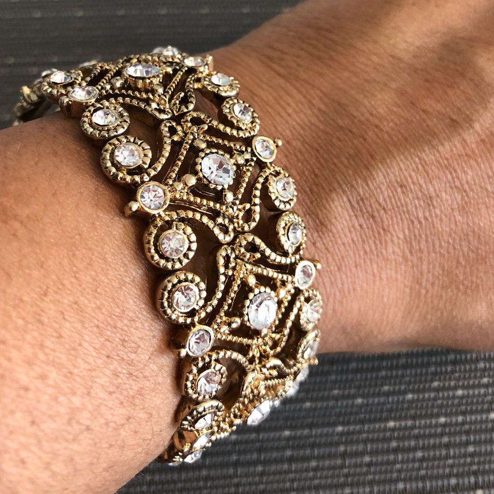 Gold Rhinestone Stretch Bracelet - Picture 2 of 7